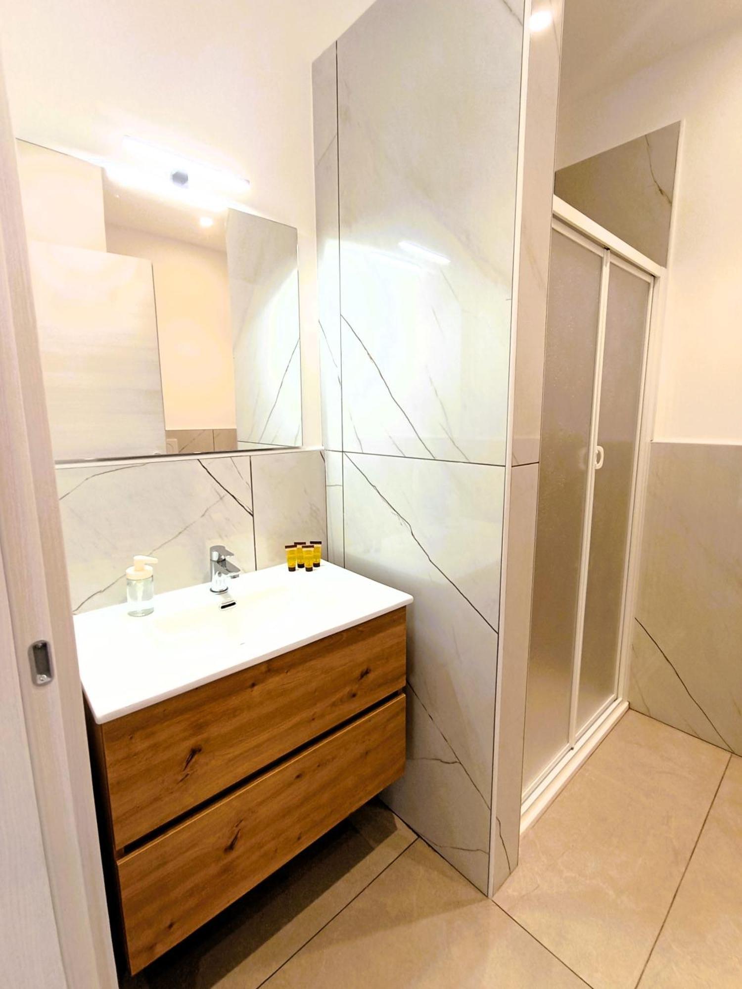 Mile Rooms 巴里 外观 照片